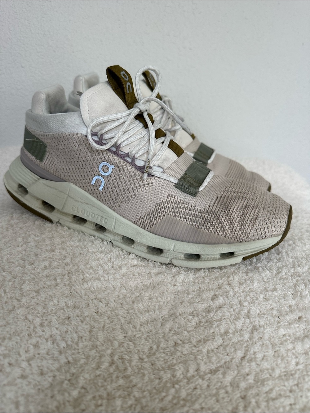 On Running Men’s Athletic Shoes - Beige with Olive Accents